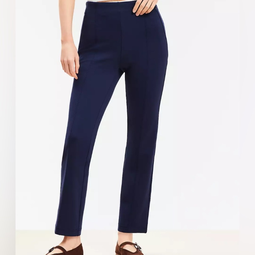 LOFT Women's Navy Blue Pull On Straight Pants in Ponte Size M Style NWT - Picture 2 of 8